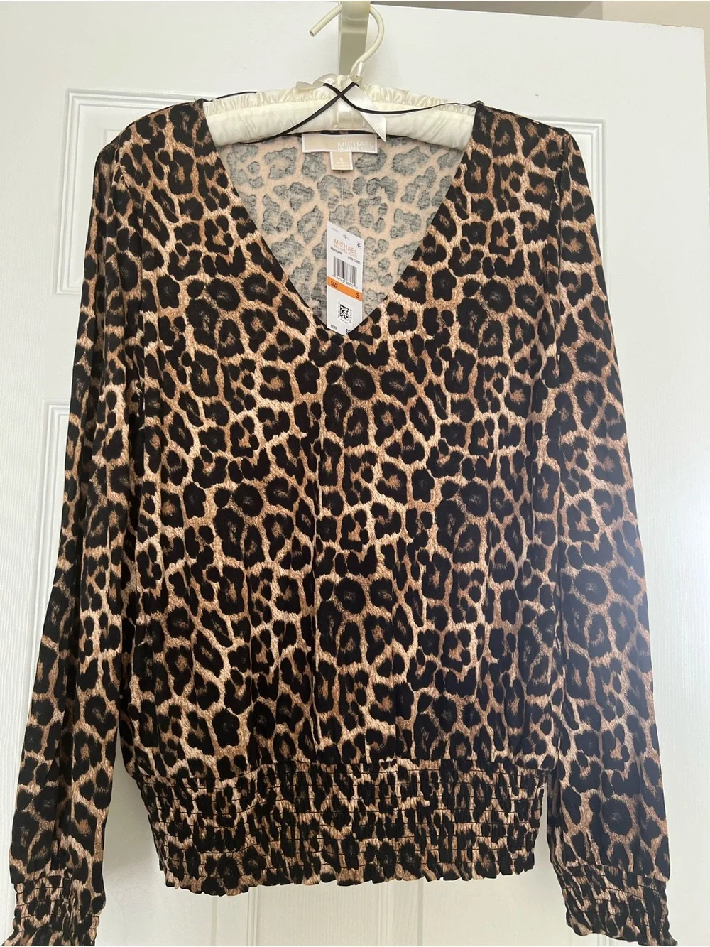 Michael Kors Leopard Print V-Neck Pullover - Camel/Black